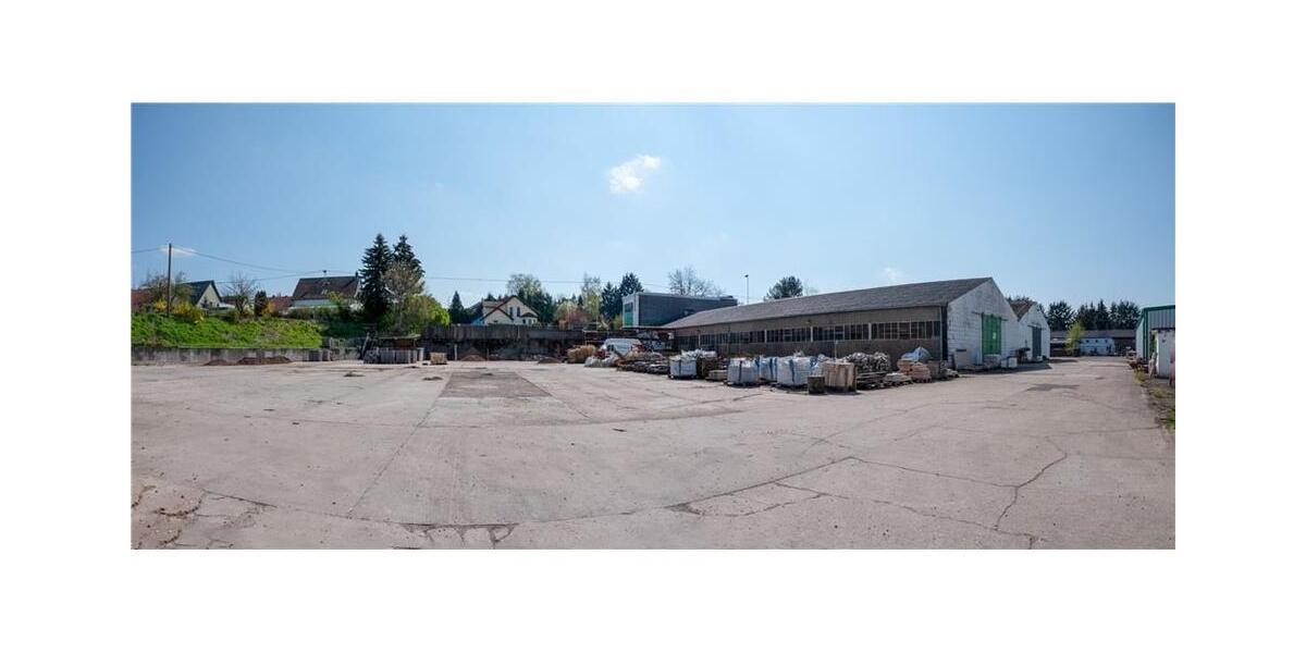 VERMIETUNG ! Halle mit großer Frei-Lagerfläche in Wallerfangen zimmer