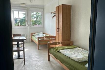 Wohnen auf Zeit Elsendorf - 10 Zimmer, 15 m&sup2;, 13&euro; | Angebot:26640794
