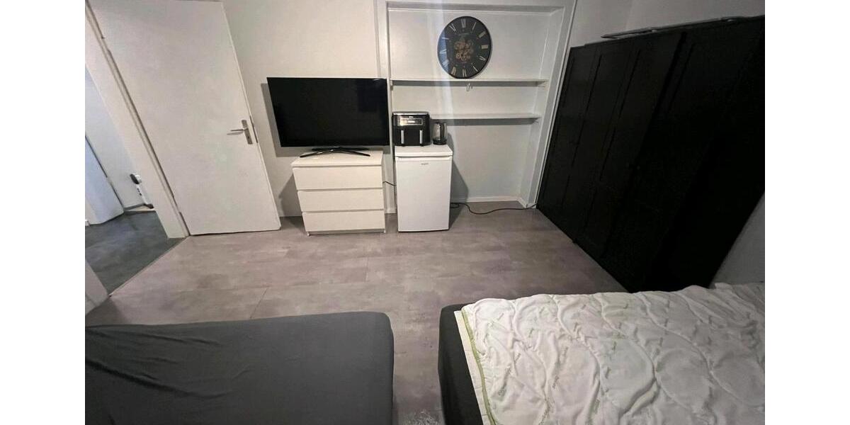 Wohnen auf Zeit Bergisch Gladbach - 1 Zimmer, 25 m&sup2;, 600&euro; | Angebot:26663145