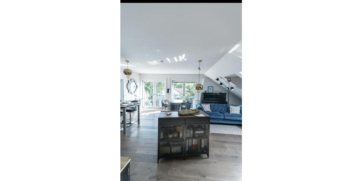 Dachgeschoßwohnung Forstinning - 2.5 Zimmer, 75 m&sup2;, 1.380&euro; | Angebot:24725387