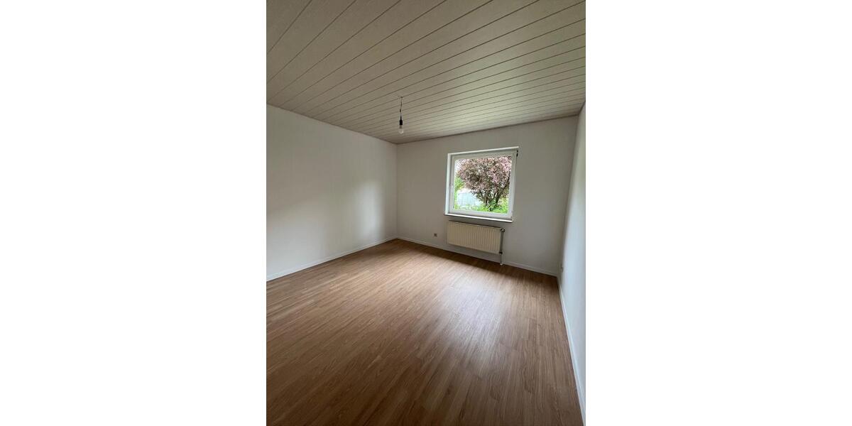 Erdgeschoßwohnung Peine Peine Kernstadt - 3 Zimmer, 78 m&sup2;, 750&euro; | Angebot:26615496