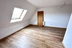 Einfamilienhaus Oberdachstetten - 8 Zimmer, 173 m&sup2;, 1.200&euro; | Angebot:26657158