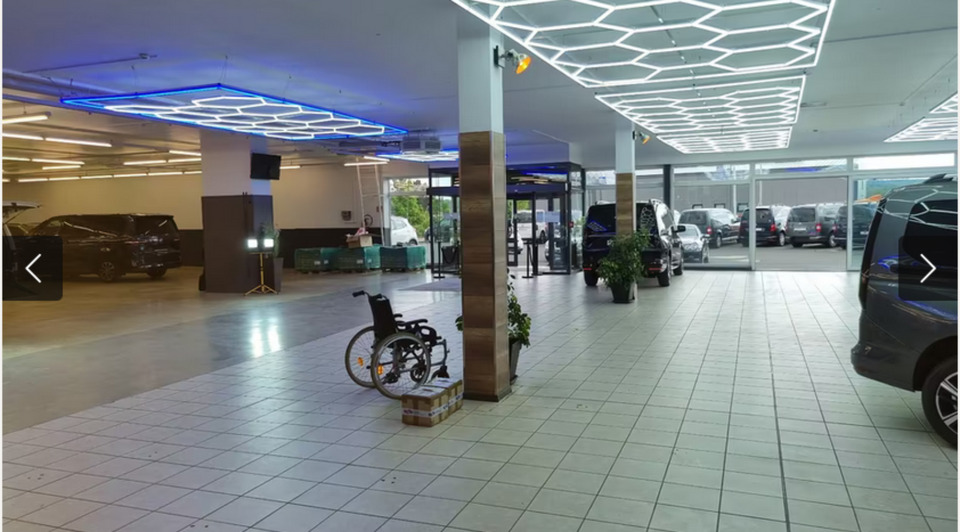 Top AutohausGewerbefläche ca. 1.000 m² + optional 2.185 m² HallenWerkstattfläche in guter Lage von Salzgitter-Bad zimmer