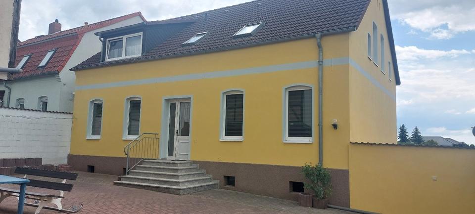 Erdgeschoßwohnung Staßfurt Löderburg - 3 Zimmer, 81 m&sup2;, 395&euro; | Angebot:25963970