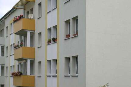 Wohnung Gera Alt-Bieblach - 3 Zimmer, 58 m&sup2;, 379&euro; | Angebot:27075900