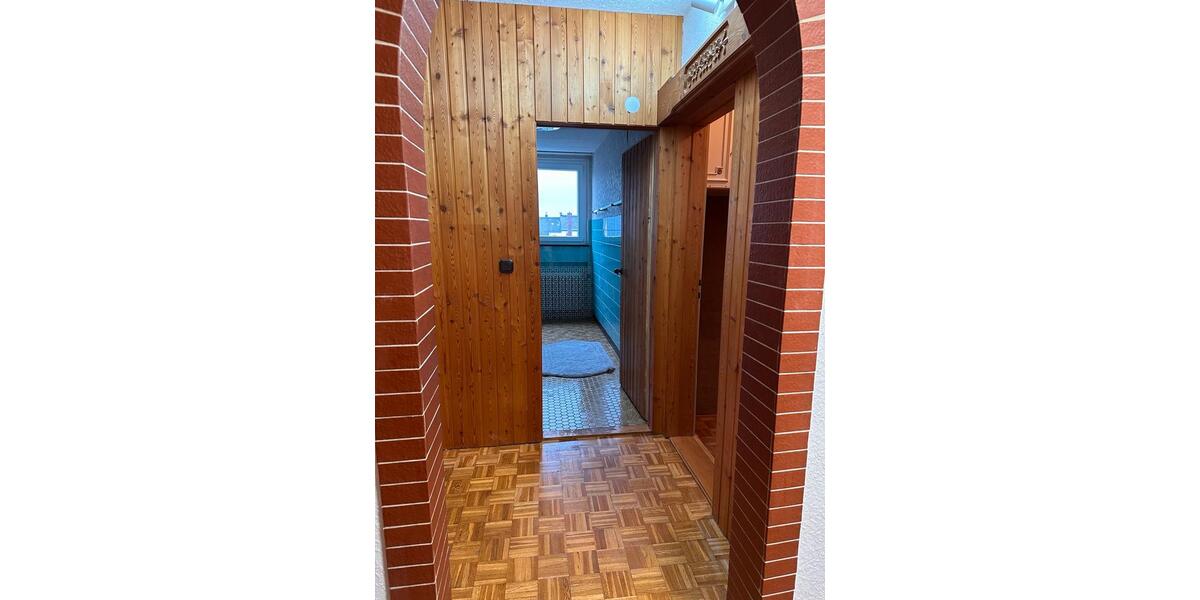 Dachgeschoßwohnung Hof Altstadt - 4 Zimmer, 120 m&sup2;, 650&euro; | Angebot:26591661