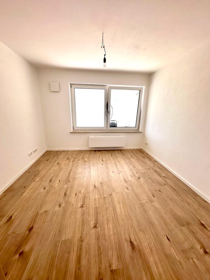 ERSTBEZUG - 4-Zimmer Wohnung mit Einbauküche in Deggendorf