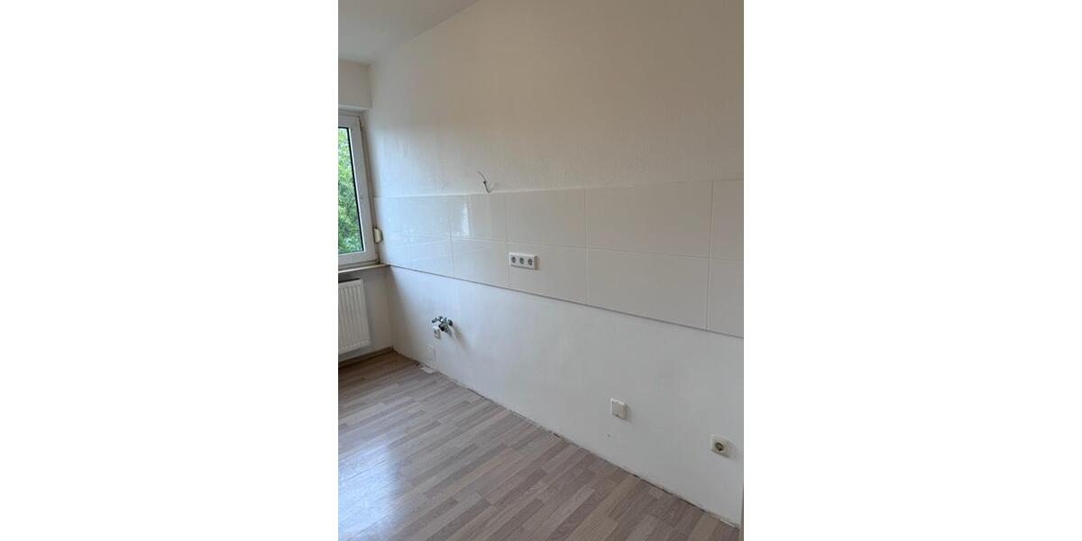 Etagenwohnung Estenfeld - 3 Zimmer, 75 m&sup2;, 960&euro; | Angebot:26706064