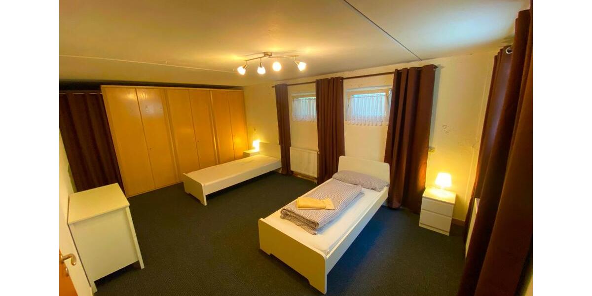 Wohnen auf Zeit Kutzenhausen - 5 Zimmer, 140 m&sup2;, 2.000&euro; | Angebot:26270096