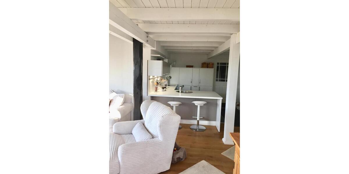 Etagenwohnung Bad Schwartau - 3 Zimmer, 146 m&sup2;, 1.550&euro; | Angebot:26592707