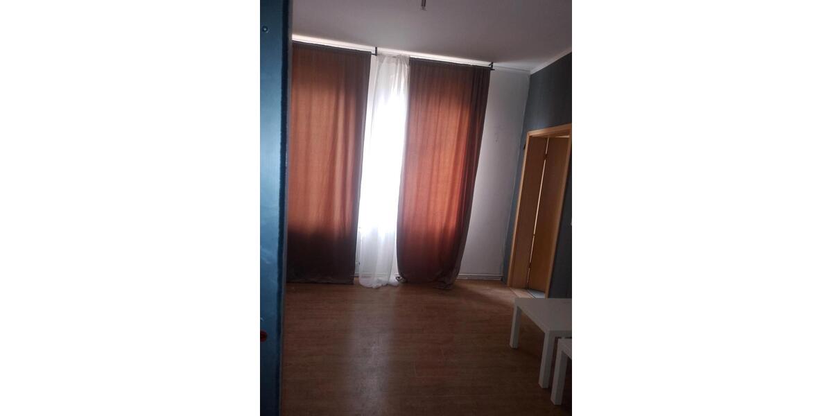 Dachgeschoßwohnung Braunschweig Westliches Ringgebiet - 2.5 Zimmer, 60 m&sup2;, 600&euro; | Angebot:25161230