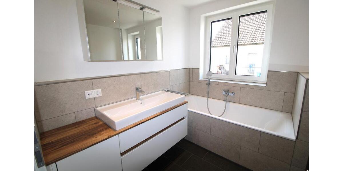 Etagenwohnung Manching - 4 Zimmer, 117 m&sup2;, 1.800&euro; | Angebot:26544490