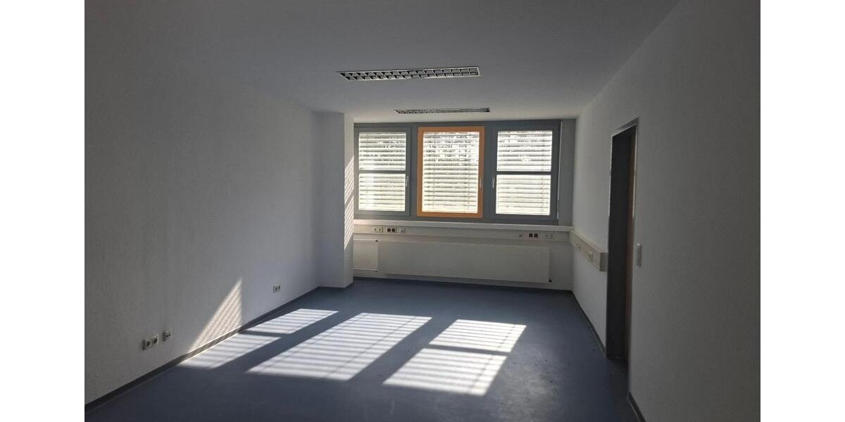 Gewerbeobjekt Sternberg - 2.832&euro; | Angebot:25653298