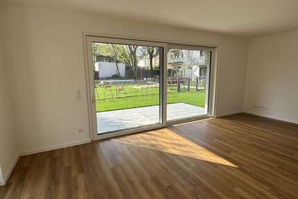 Wohnung Köln Lindenthal - 4 Zimmer, 106 m&sup2;, 1.800&euro; | Angebot:26095003