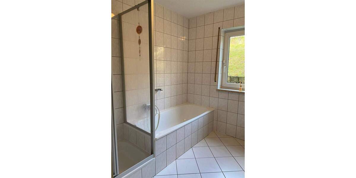 Etagenwohnung Illingen Illingen - 3 Zimmer, 79 m&sup2;, 600&euro; | Angebot:25880094