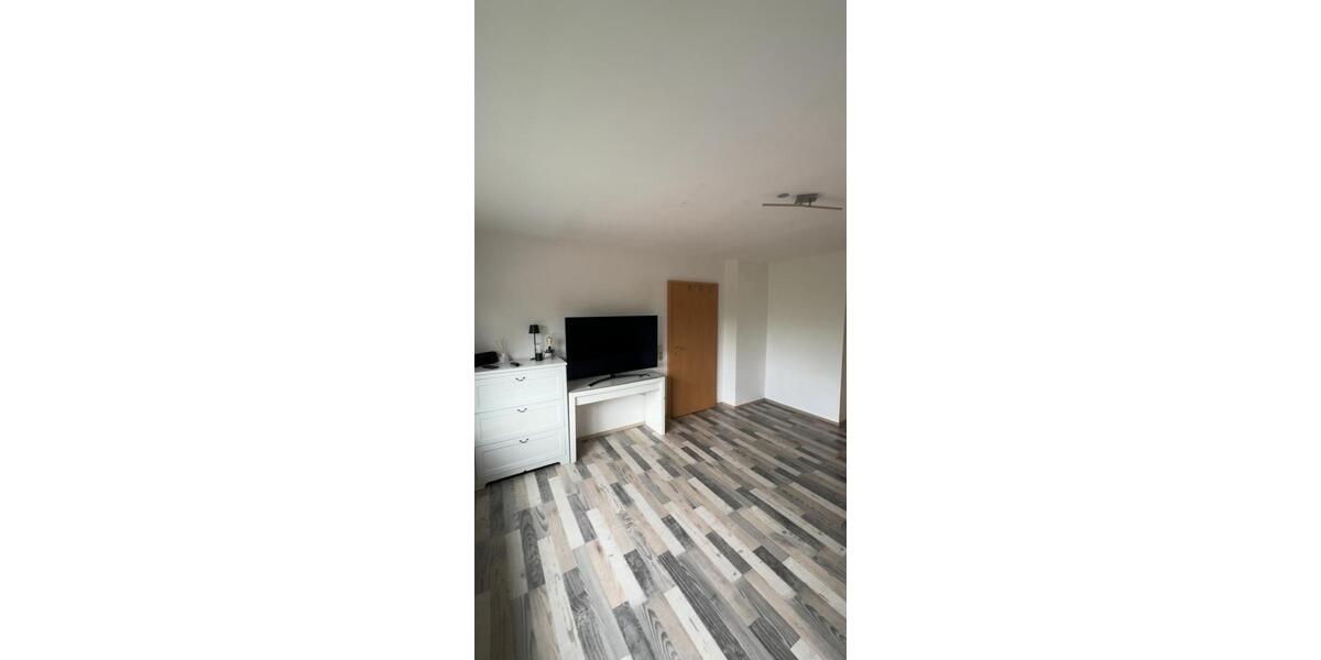 Dachgeschoßwohnung Zehdenick - 3 Zimmer, 80 m&sup2;, 950&euro; | Angebot:26645246
