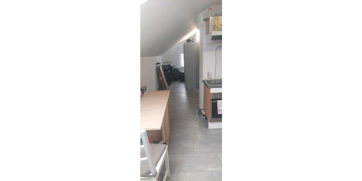 Dachgeschoßwohnung Stutensee - 1 Zimmer, 35 m&sup2;, 600&euro; | Angebot:26030757