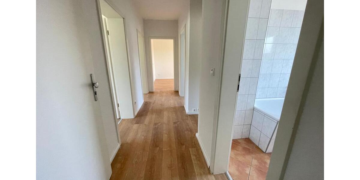 Etagenwohnung Alfeld (Leine) - 3 Zimmer, 71 m&sup2;, 450&euro; | Angebot:26263959