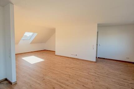 Wohnung Euskirchen - 3 Zimmer, 131 m&sup2;, 1.375&euro; | Angebot:26618141