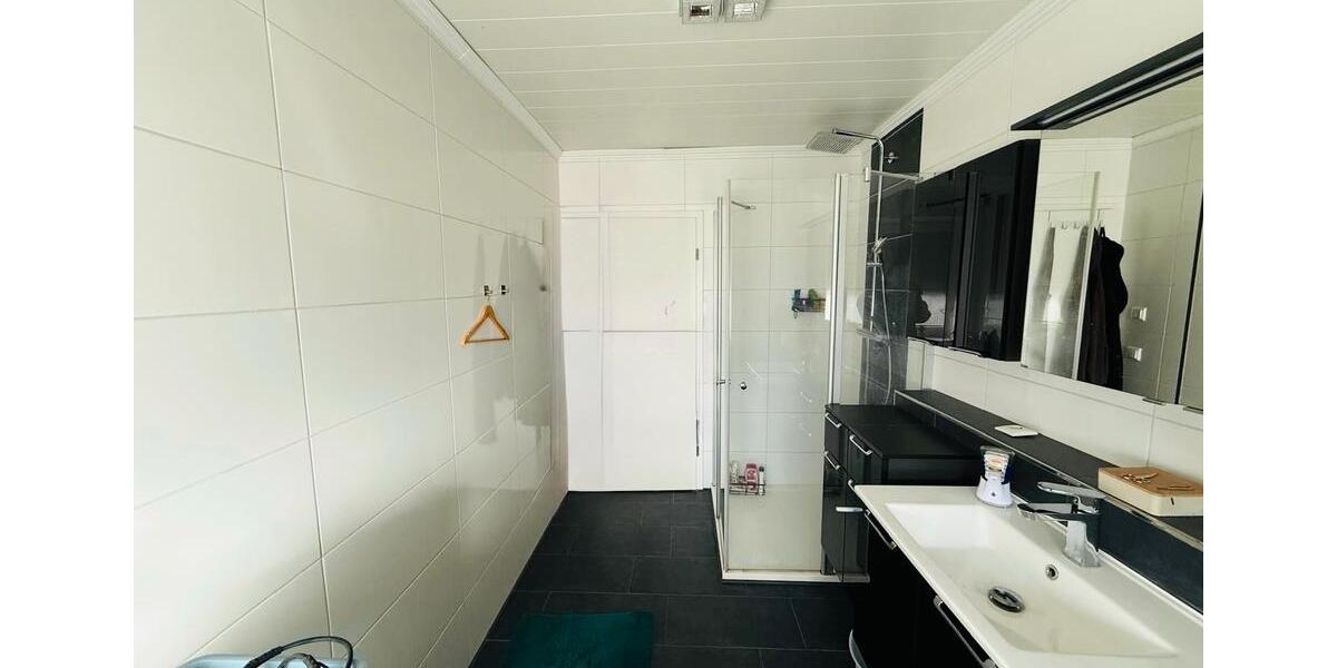 Etagenwohnung Wesendorf - 3 Zimmer, 86 m&sup2;, 800&euro; | Angebot:26049041