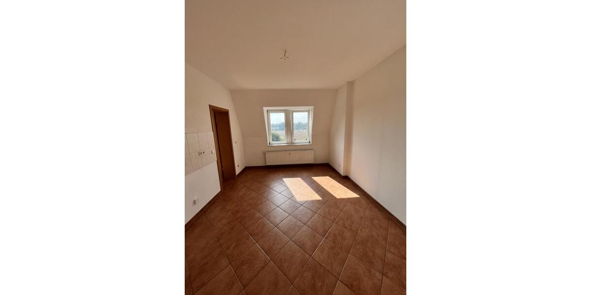 Etagenwohnung Mittweida - 3 Zimmer, 75 m&sup2;, 560&euro; | Angebot:25319793