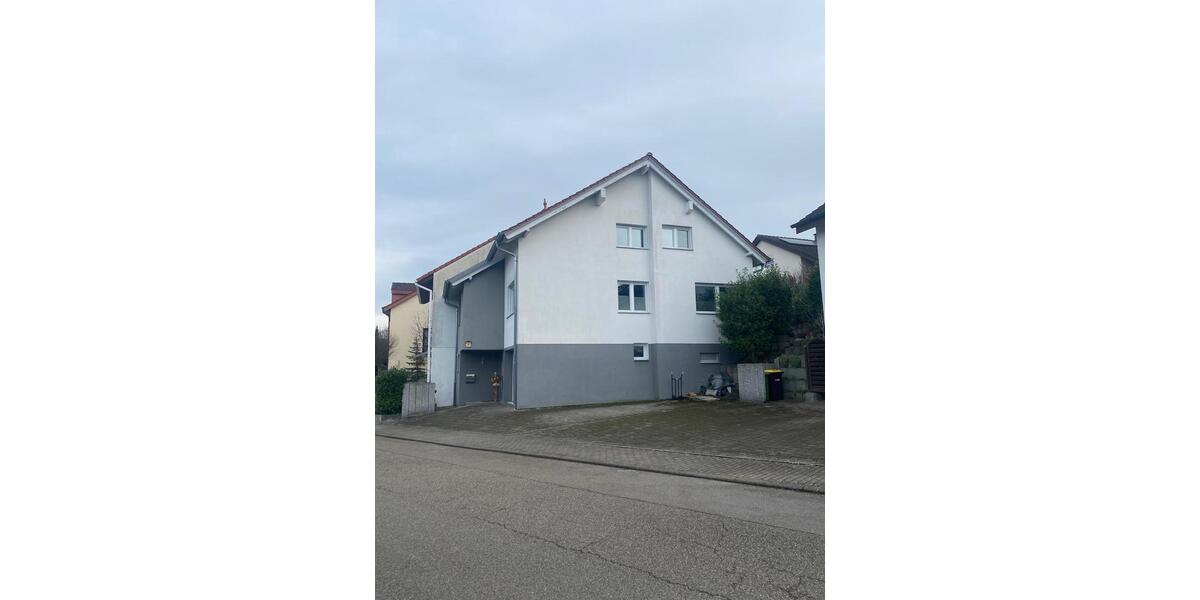 Einfamilienhaus Besigheim - 5.5 Zimmer, 179 m&sup2;, 2.250&euro; | Angebot:25050250
