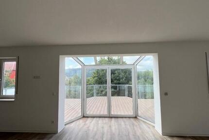 Exklusive 3-Raum-Wohnung mit Terrasse und traumhaftem Ausblick