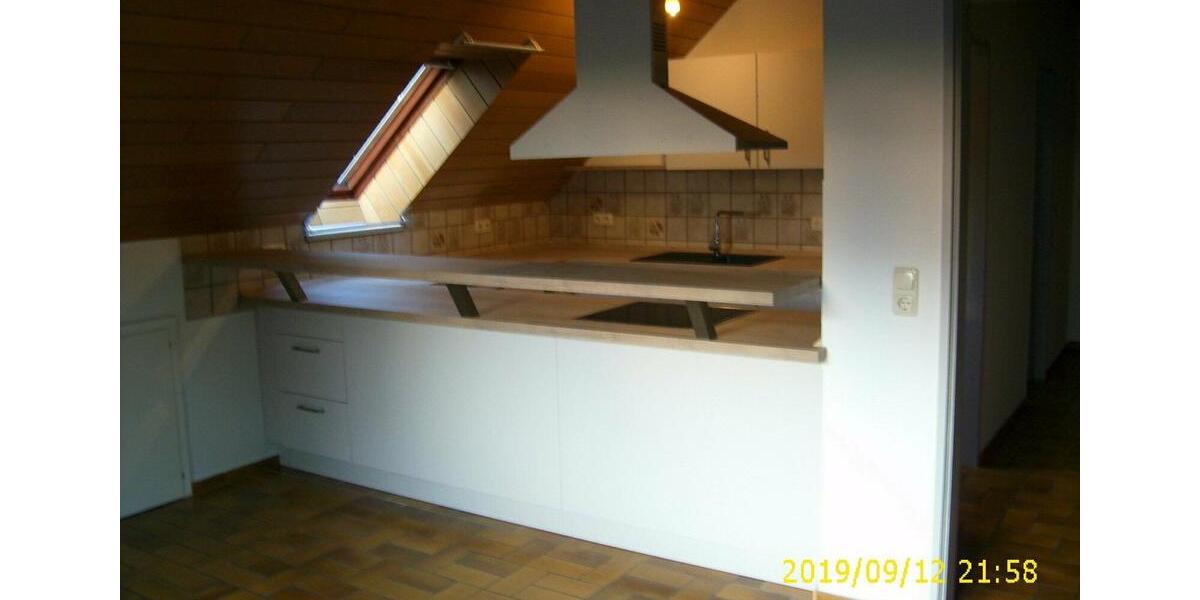 Dachgeschoßwohnung Soltau - 3 Zimmer, 90 m&sup2;, 790&euro; | Angebot:27537245