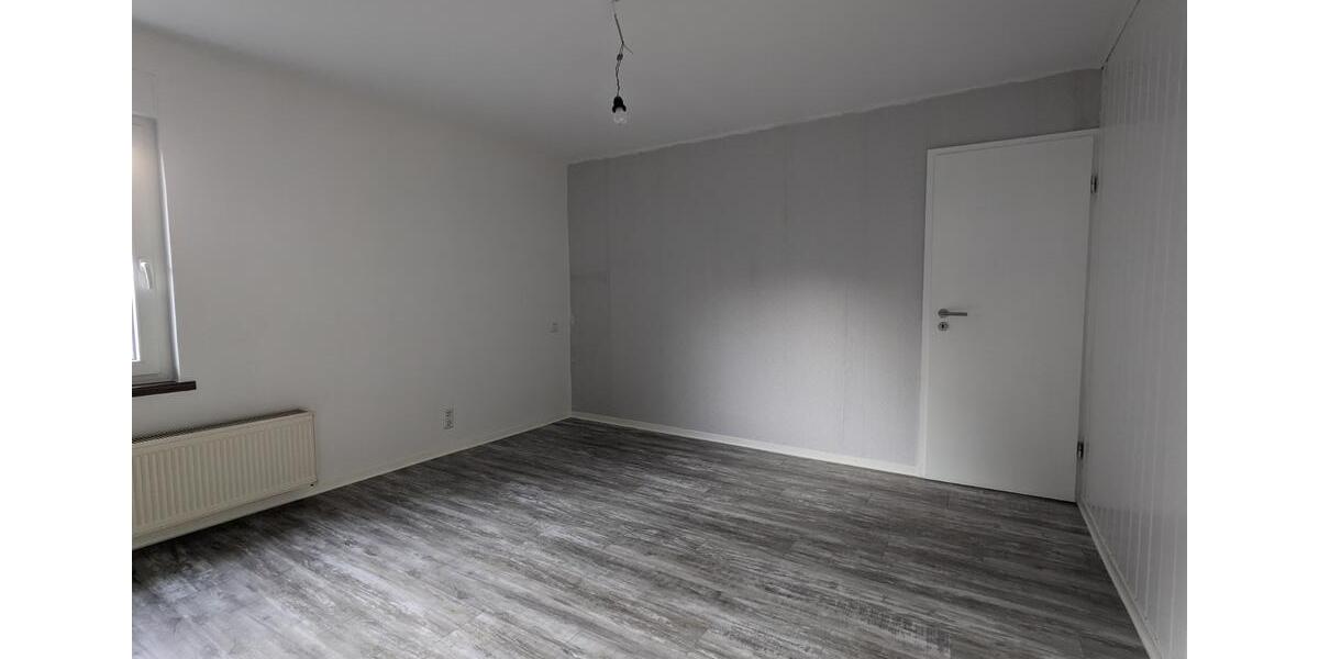 Etagenwohnung Dillenburg Frohnhausen - 4 Zimmer, 85 m&sup2;, 620&euro; | Angebot:24680581