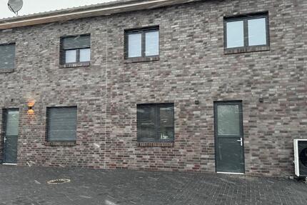 Haus Bergen - 8 Zimmer, 144 m&sup2;, 1.400&euro; | Angebot:24663179