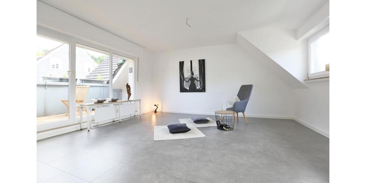 Dachgeschoßwohnung Velbert Langenberg - 2 Zimmer, 61 m&sup2;, 590&euro; | Angebot:26497270