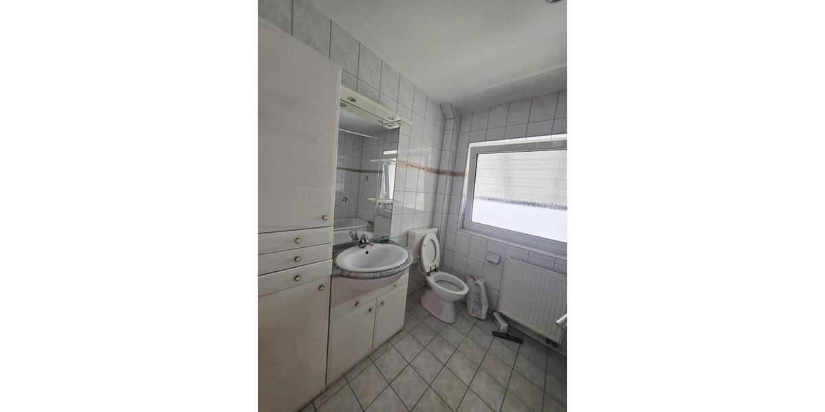 Etagenwohnung Lauffen am Neckar - 3 Zimmer, 75 m&sup2;, 990&euro; | Angebot:25862055