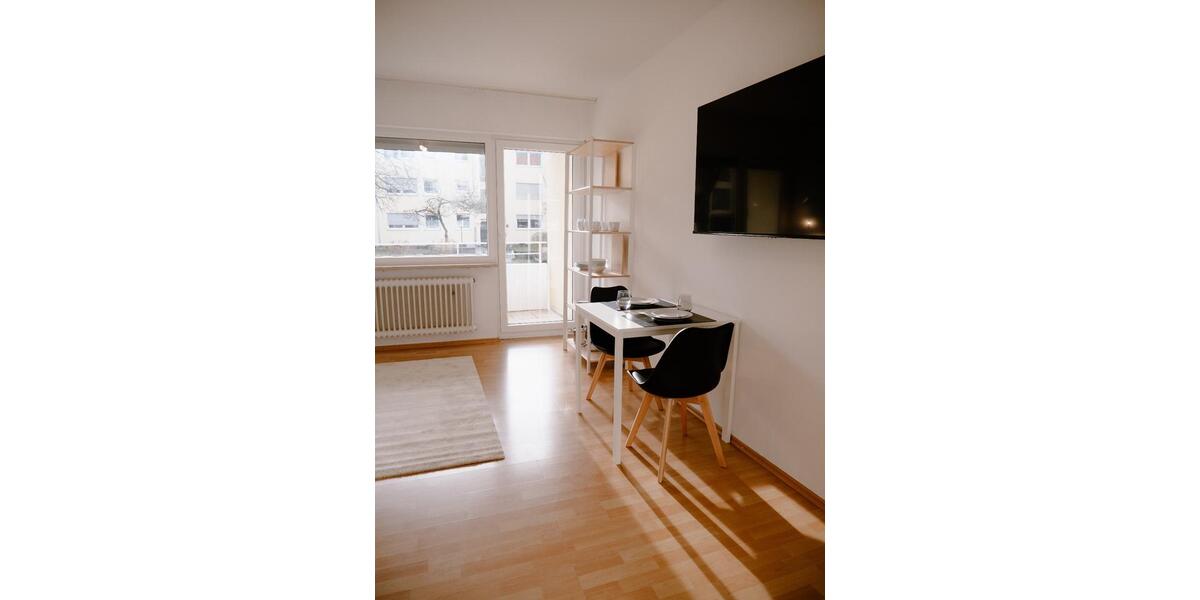 Helle möblierte Einzimmerwohnung (Perfekt für Pendler) 1 zimmer