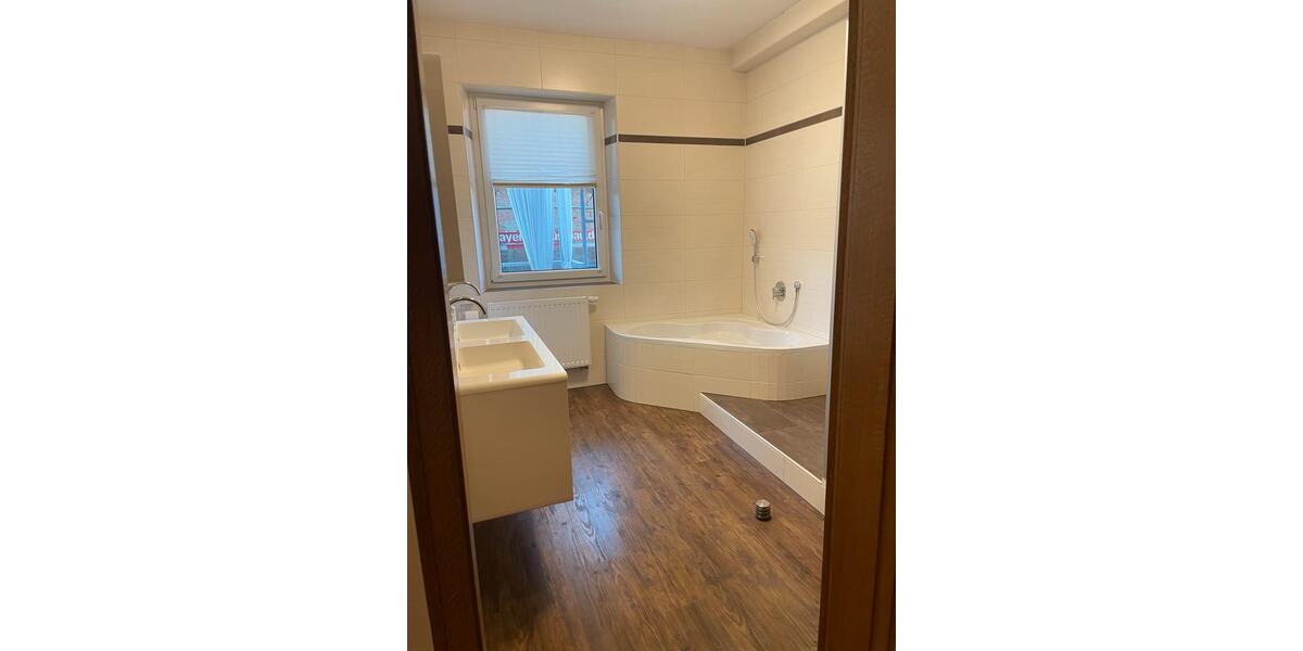 Etagenwohnung Bamberg Gärtnerstadt - 2 Zimmer, 78 m&sup2;, 950&euro; | Angebot:25995387