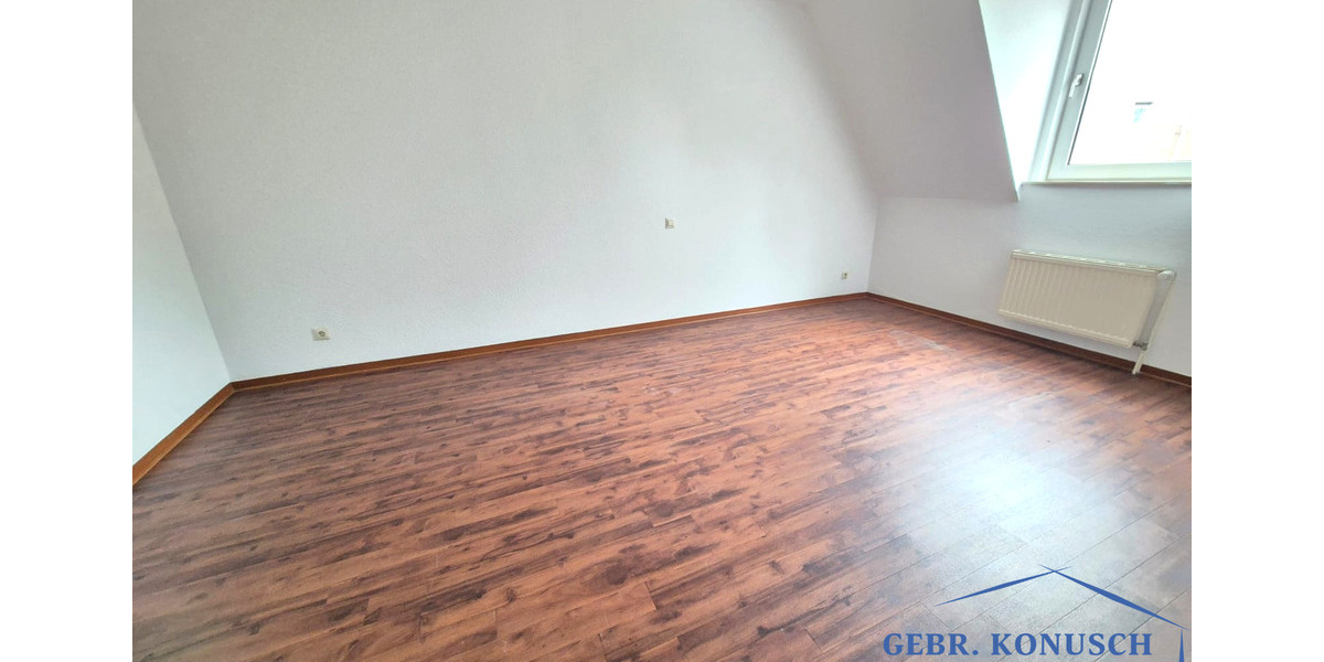 Dachgeschoßwohnung Meppen - 3 Zimmer, 105 m&sup2;, 980&euro; | Angebot:25882015