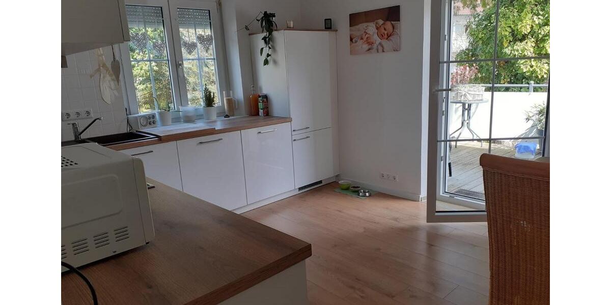 Erdgeschoßwohnung Illertissen - 3 Zimmer, 77 m&sup2;, 820&euro; | Angebot:26272755