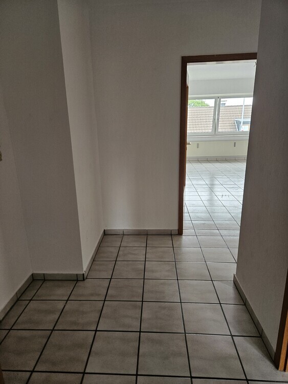 Helle 2- Zimmer- Wohnung *Stellplatz