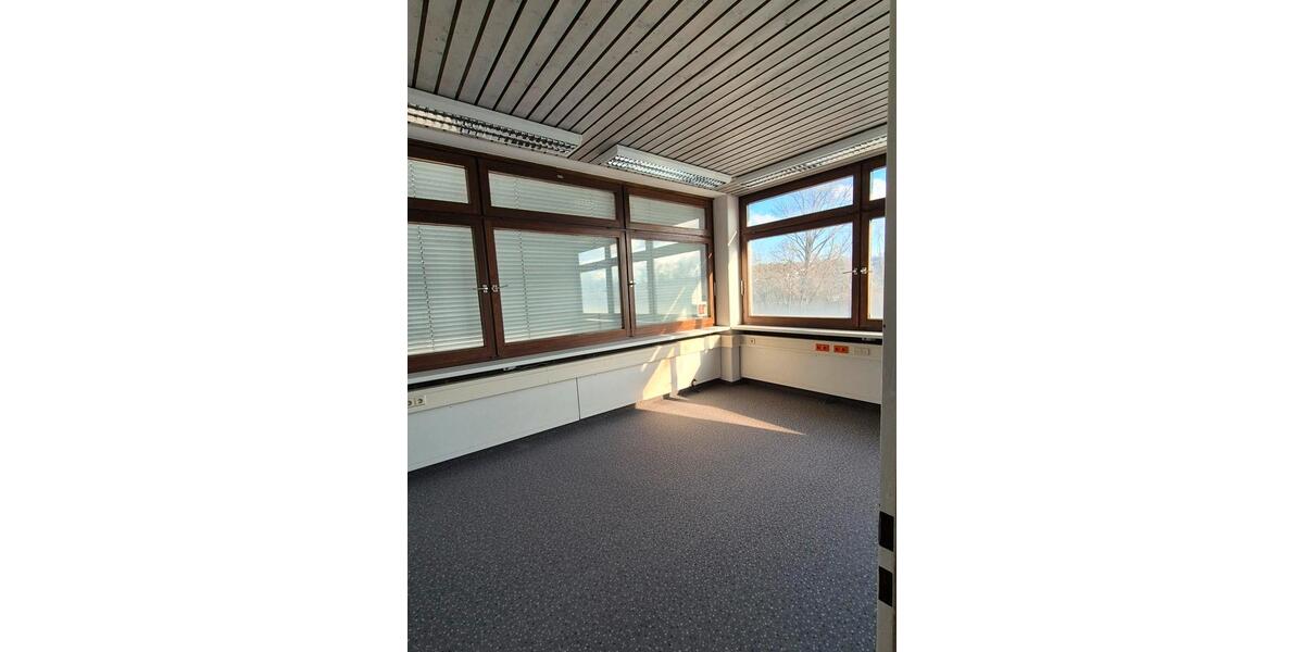 Gewerbeobjekt Nürtingen - 150&euro; | Angebot:25064422