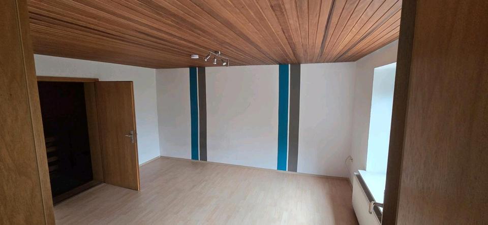 Etagenwohnung Nübel - 4 Zimmer, 104 m&sup2;, 1.200&euro; | Angebot:26234810