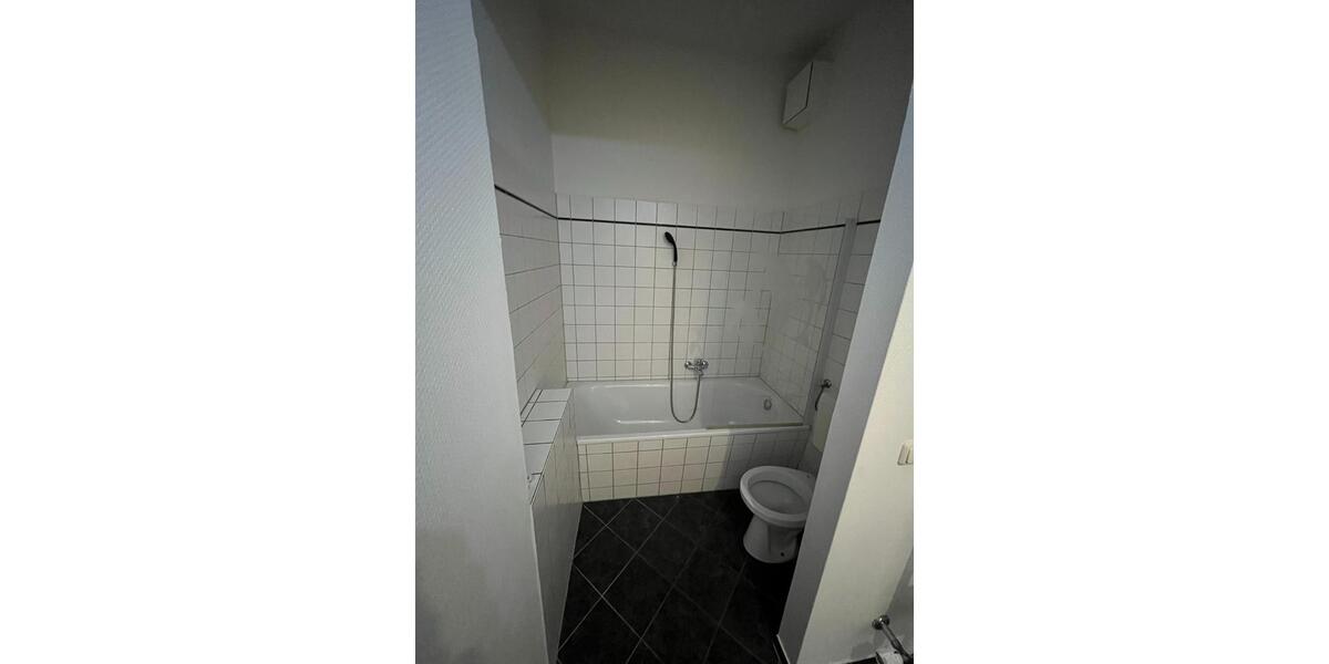 Erdgeschoßwohnung Weißwasser (Oberlausitz) - 1 Zimmer, 43 m&sup2;, 260&euro; | Angebot:24583527