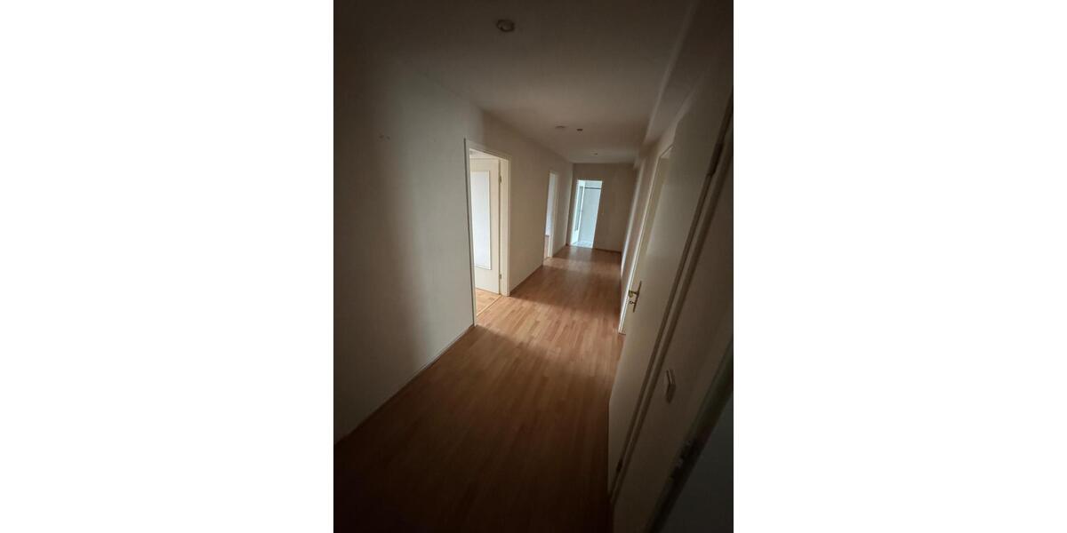 Dachgeschoßwohnung Cuxhaven - 2 Zimmer, 83 m&sup2;, 750&euro; | Angebot:25252788