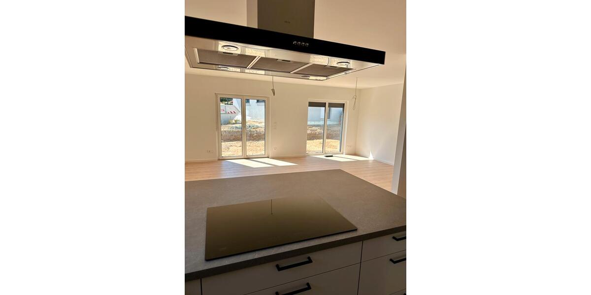 Etagenwohnung Herford - 5 Zimmer, 150 m&sup2;, 1.695&euro; | Angebot:26284333