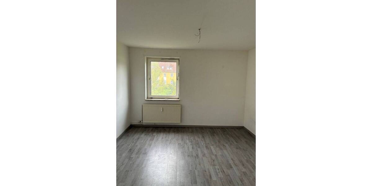 Etagenwohnung Salzgitter Lebenstedt - 2 Zimmer, 48 m&sup2;, 293&euro; | Angebot:26804976