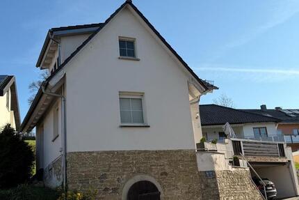 Haus Oerlenbach - 3 Zimmer, 105 m&sup2;, 920&euro; | Angebot:26205853