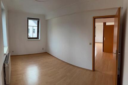 3- Zimmerwohnung mit KFZ-Stellplatz - Erstbezug 3 zimmer