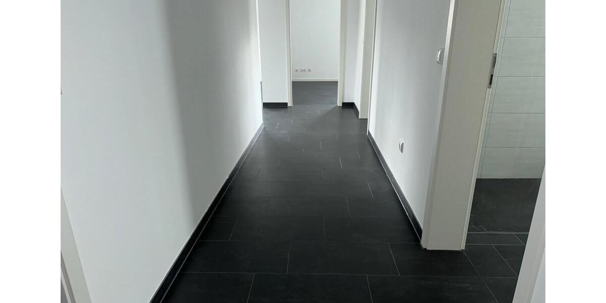 Erdgeschoßwohnung Braunschweig Broitzem - 4 Zimmer, 120 m&sup2;, 1.500&euro; | Angebot:25996108