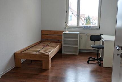 12qm Zimmer in 4er Männer WG in Mössingen Zentrum 1 zimmer