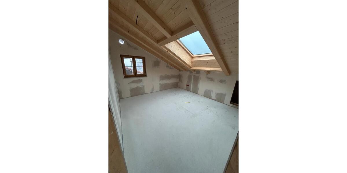 Dachgeschoßwohnung Schnaitsee - 3 Zimmer, 93 m&sup2;, 1.630&euro; | Angebot:24539790