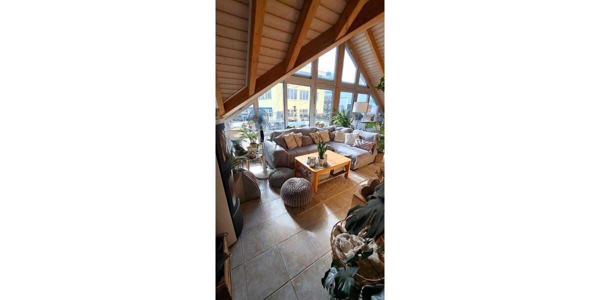 Dachgeschoßwohnung Leonberg - 3 Zimmer, 95 m&sup2;, 1.150&euro; | Angebot:26623416
