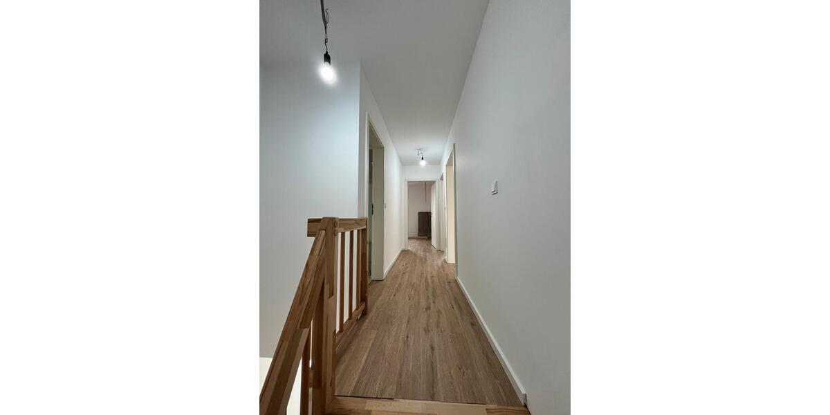 Einfamilienhaus Berlin Marzahn-Hellersdorf - 5 Zimmer, 115 m&sup2;, 2.300&euro; | Angebot:26039696